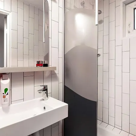 Ibis Styles Centre Виши