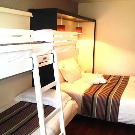 Ibis Styles Centre Hotell 3*