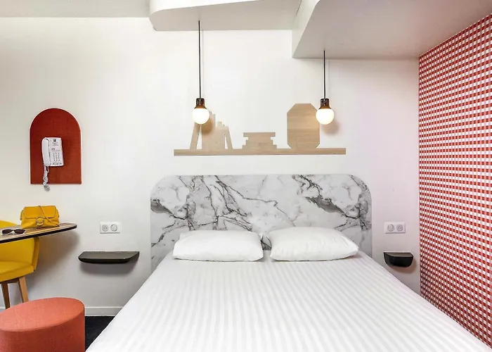 Ibis Styles Centre 3*