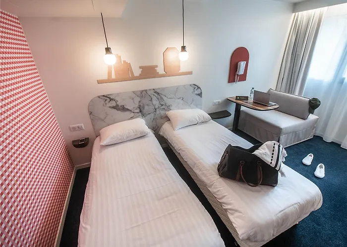 Otel Ibis Styles Centre 3*